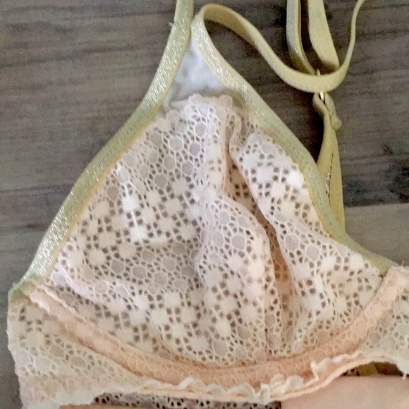 AERIE Light Pink and Gold Unlined Triangle Bralette 32C - Picture 2 of 6